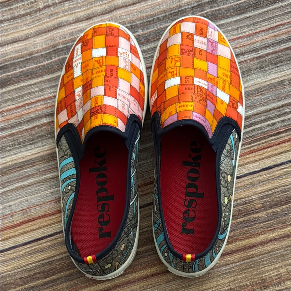 Respoke Hermes shoes slip ons